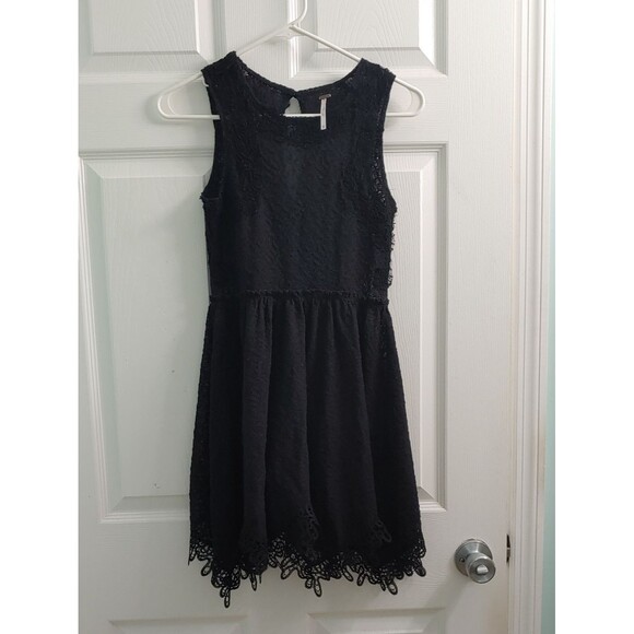 Free People Dresses & Skirts - Free People Dress Women's XS Whimsigoth Black Lace Sleeveless A Line Mini